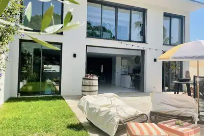 Image de Villa D’Architecte classée 3 étoiles Tourisme proche mer