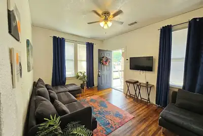 Image de A cute fully furnished place in Midtown Memphis
