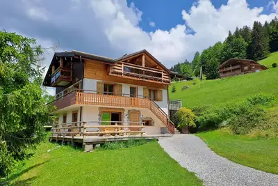 Image de Appt 75 m2, 1 séance spa & sauna inclus*, vue sur l'Etale, à 2 min du village.