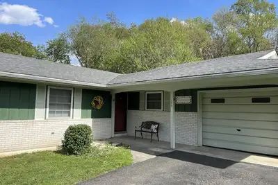 Image de Nice home under 3 min. to the Back of the Dragon Center &  downtown Tazewell.