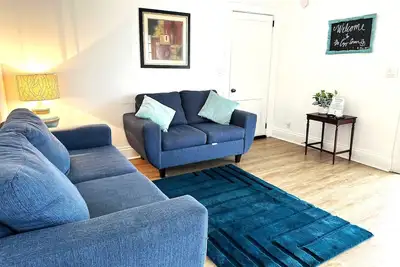 Image de Downtown Retreat - 2br Oasis