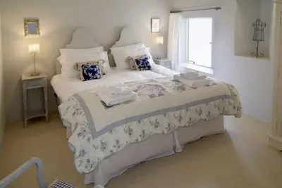 Image de 1 superking zip n link can be singles, 2 doubles, 3' bunk beds, 2 travel cots