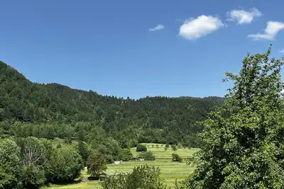 Image de Jack's spacious apartment with amazing mountain view