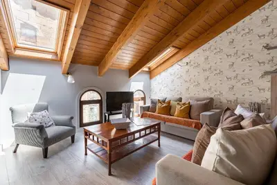 Image de Ático de Lujo con 3 Habitaciones y Jacuzzi