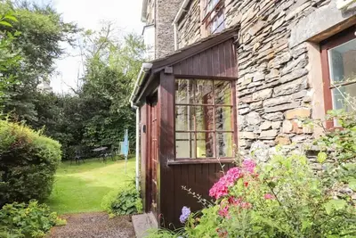 Clover Cottage, a Delightful Cottage With own Garden in the Heart of Ambleside