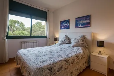Image de Maison centrale près de la plage avec piscine privée