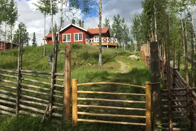 Image de Mountain Getaway for Eight in Ottsjö, with lake views