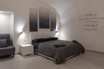 Luxury Suite in the center of Naples ★★★★★ (\"Dietro al Plebiscito\")