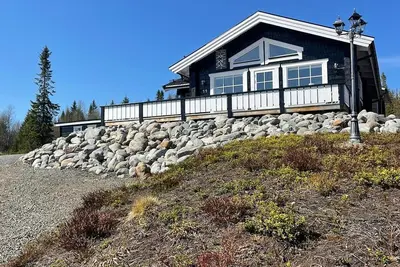 Image de Experience Fjällkroken, an Exquisite Mountain Cabin Built in 2016