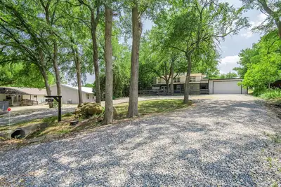Image de Superb Lake Texoma Home, 4 beds, 2. 5 Baths, Hot Tub, 1. 5 miles to Highport Marina