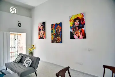 Image de 2ag-1m Casa En Getsemani Con Aire Acondicionado Y Wifi