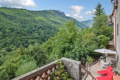Image de Belle maison Ă Limano avec cuisine