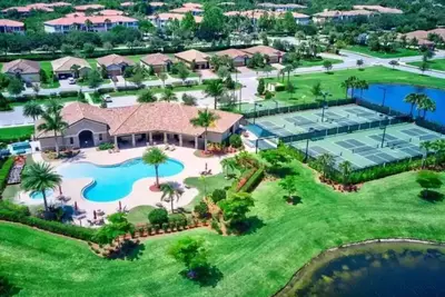 Image de River Strand - Resort and Country Club