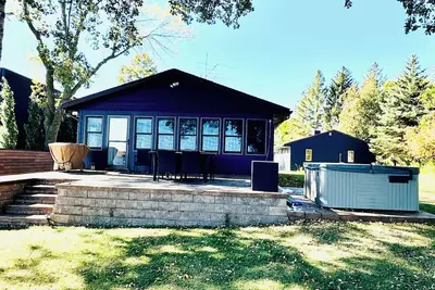 Image de Escape to the shores of Lake Florida for amazing sunrises and sunsets!