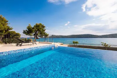Image de Villa Luxury Maja Zablaće (V1851-K1) - Sibenik