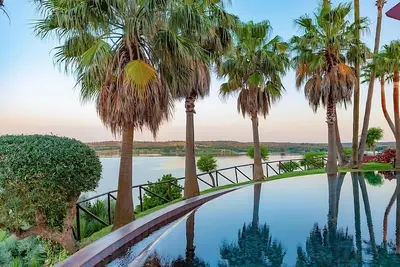 Image de Overlooking Montargil Dam! Garden View, Free Parking, Outdoor Swimming Pool!