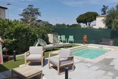 Image de Villa neuve avec piscine
