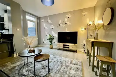 Pass the Keys | Stylish Hidden Gem near Media City
