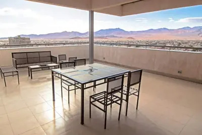 Image de Galáctico con Vista al Desierto