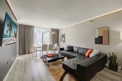Image de Luxury & Modern 2br + Den in Brickell + Free Parking