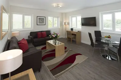 Image de Beneficial House by House of Fisher