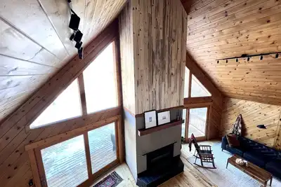 Image de Tranquil & Fun Lakefront Home by Walker on Kabekona. Spacious & Lux. King Beds.