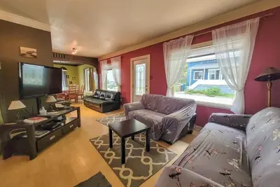 Image de Hôtel à la maison - Maison du Village et Ski!