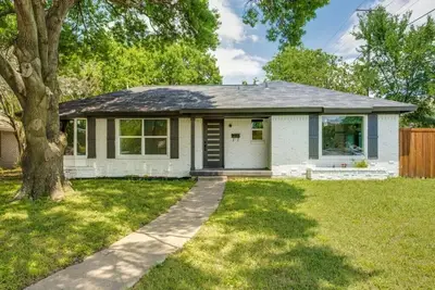 Preston Hollow Home + Garage Apt / Large Yard