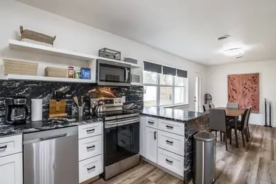 Walnut Hill In Between Home