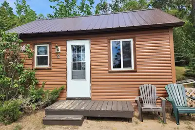 Image de East Crooked Lake Front Cabin 2