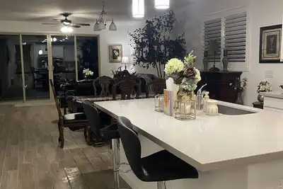 Image de New 3-bdr, 3 bath home near Lake Pleasant and new Taiwan Semiconductor Company.