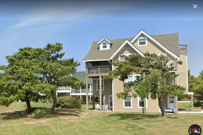 Barrier Island Resort Vip House, Adjacent to Barrier Island Resort Entrance.