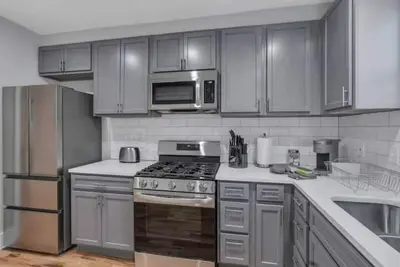 Just renovated 2/2. 5 Baltimore Charmed Townhouse!