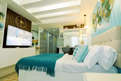 Image de Charming unit at Azure North Staycation Man-Made Beach, Wave Pool