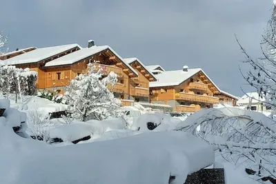 Image de appartement neuf T3 face Mont Blanc et la chaine des Aravis. classement 4*
