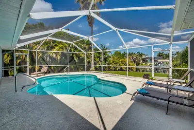 Image de Villa Paige - Baby Equip, Bikes, Electric-heated pool. . . Perfect for families! - Swfl Rentals