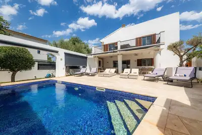 Image de Maison de vacances 'Villa Son Carrio' avec vue sur la montagne, Wi-Fi et climatisation