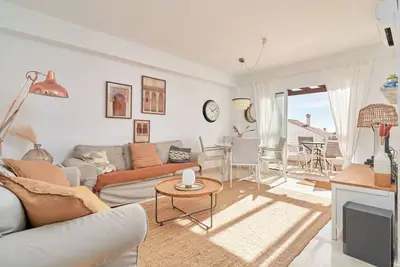 Image de Appartement 'Urbanización Fuentes de Nerja' avec vue sur la mer, Wi-Fi et climatisation