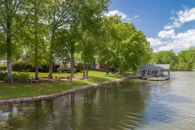 Image de Leisure Cove | Gorgeous Point Lot w/Fabulous Views | 3-night Min.