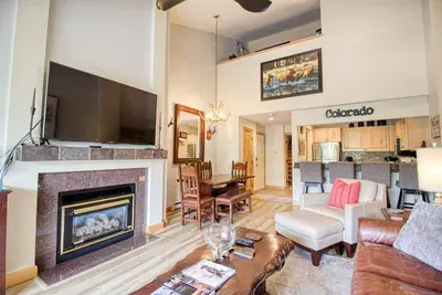 Image de 3br short walk to ski lift, Fireplace and Balcony