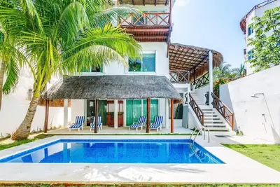 Image de Adults-only, Roof w/Sea View, Pool, Spa Tub, Bikes