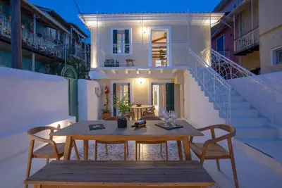 Image de Angestrale Traditional Residence