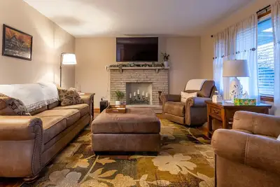 Image de Charming and Spacious 3 Bedroom Home in Lancaster