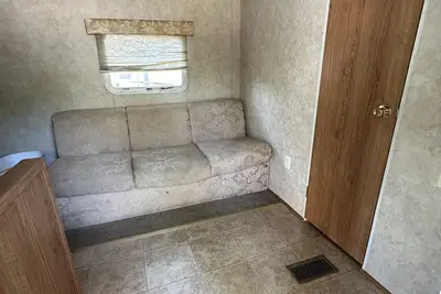 Image de Camper located in the heart of Burr Oak State Park