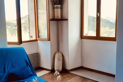 Image de Appartement dans un village de charme Ă 15 minutes des plages