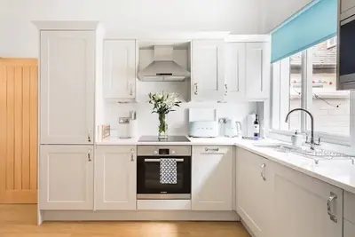 Image de Secret Courtyard Cottage Within Chester City Walls - 5 Min Walk to Racecourse