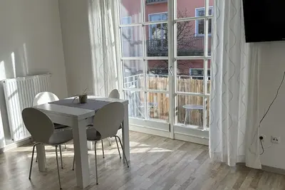 Image de Appartement-Salle de bain privée séparée-Balcon-Aib 2