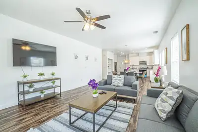 Image de Brand New Construction Near Downtown & Smf Airport