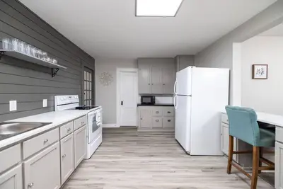 Image de Cozy home is 5 min from Shannon Medical facility