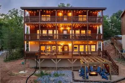 Image de *New* 6 Bed Luxury Cabin Views|Pool|Theatre|Arcade